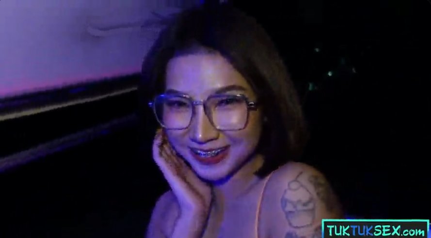 คลิปหลุด สาวไทย สาวหุ่นอวบเย็ดฝรั่งสุดจัด